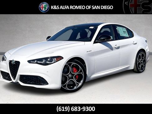 New 2026 Alfa Romeo Giulia image 1