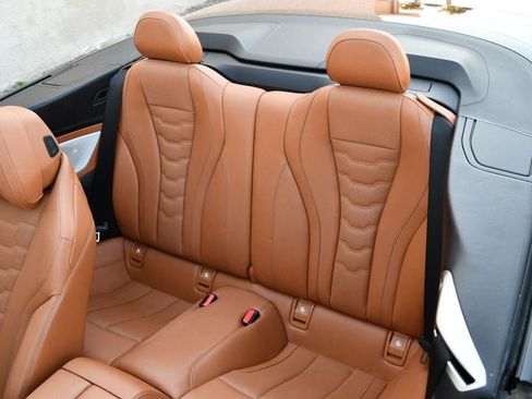 Used 2022 BMW 840i Convertible RWD image 16