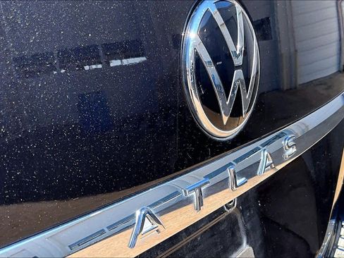 Used 2022 Volkswagen Atlas SE image 28