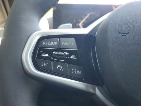 Used 2025 BMW 330i Sedan w/ M Sport Package image 22