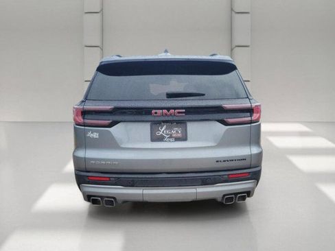 Used 2024 GMC Acadia Elevation w/ Luxury Package FWD image 5