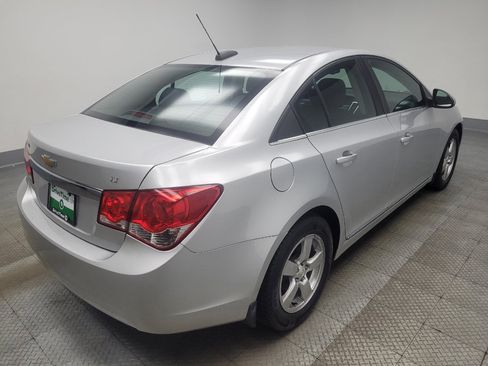 Used 2016 Chevrolet Cruze LT FWD image 9