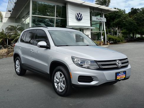 Used 2016 Volkswagen Tiguan S FWD image 3