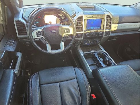 Used 2021 Ford F250 Lariat w/ Lariat Ultimate Package image 11