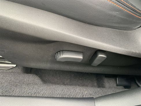 Used 2021 Subaru Crosstrek 2.5i Limited w/ Moonroof Package 2 image 12