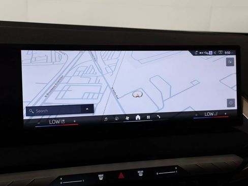 Used 2025 BMW X3 xDrive30i w/ Premium Package image 7