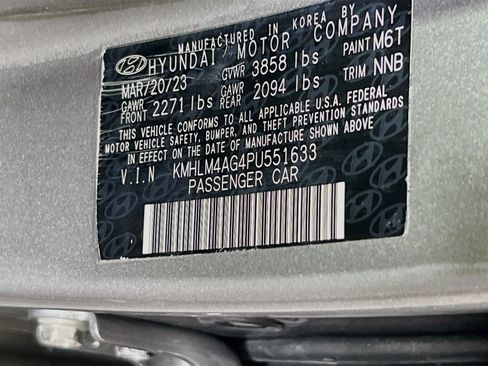 Used 2023 Hyundai Elantra SEL FWD image 29