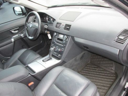 Used 2014 Volvo XC90 3.2 image 35