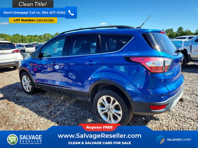 Used 2017 Ford Escape SE w/ Equipment Group 201A AWD/4WD image 3