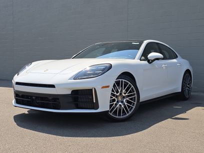 New 2025 Porsche Panamera 4