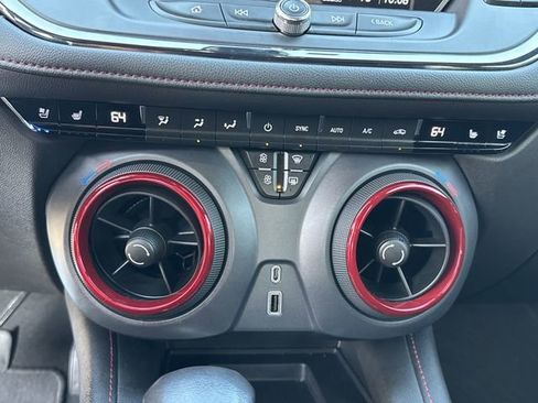 Used 2021 Chevrolet Blazer RS w/ Enhanced Convenience Package image 16