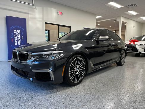 Used 2018 BMW M550i xDrive image 4