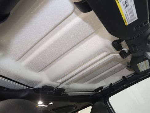 Used 2020 Jeep Wrangler Unlimited Sport S AWD/4WD image 11