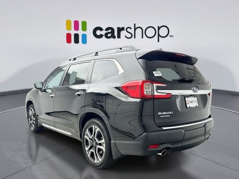 Used 2025 Subaru Ascent Touring AWD/4WD image 3
