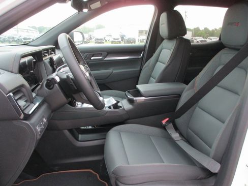 New 2026 GMC Terrain AT4 image 12