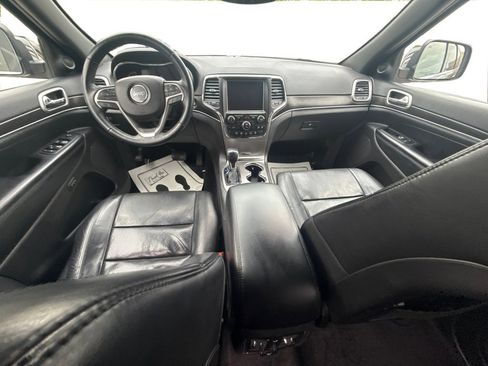 Used 2018 Jeep Grand Cherokee Limited w/ Luxury Group II AWD/4WD image 29