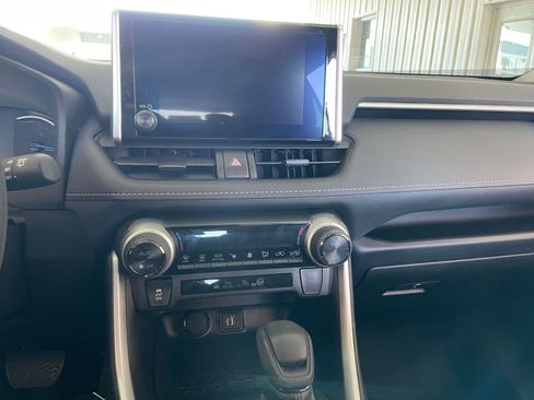 Used 2025 Toyota RAV4 LE image 18