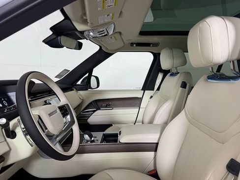 New 2026 Land Rover Range Rover SE image 31
