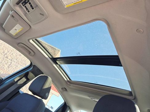 Used 2022 Chevrolet Malibu LT image 9