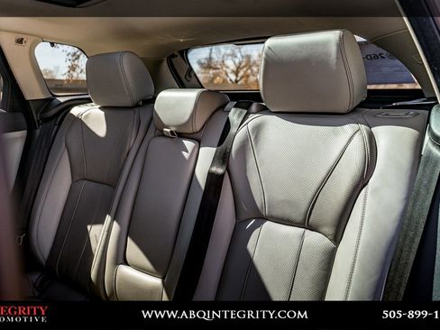 Used 2016 Land Rover Range Rover Evoque HSE image 31