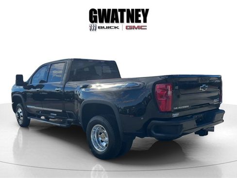 Used 2024 Chevrolet Silverado 3500 High Country w/ High Country Premium Package image 5