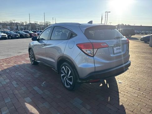 Used 2019 Honda HR-V Sport image 34