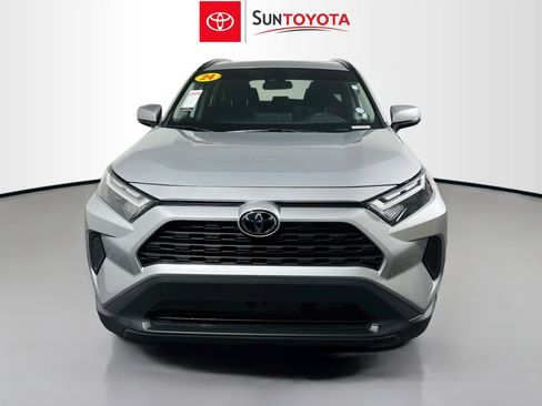 Used 2024 Toyota RAV4 XLE FWD image 10