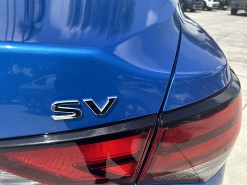 Used 2024 Nissan Sentra SV FWD image 6