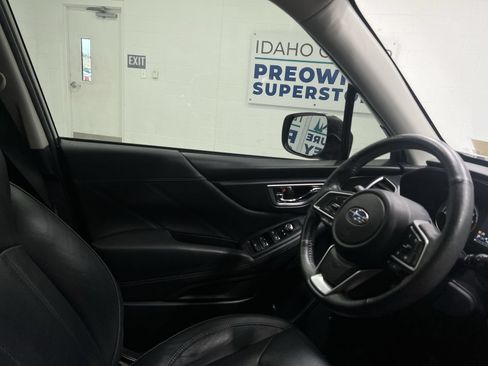 Used 2020 Subaru Forester Limited AWD/4WD image 15