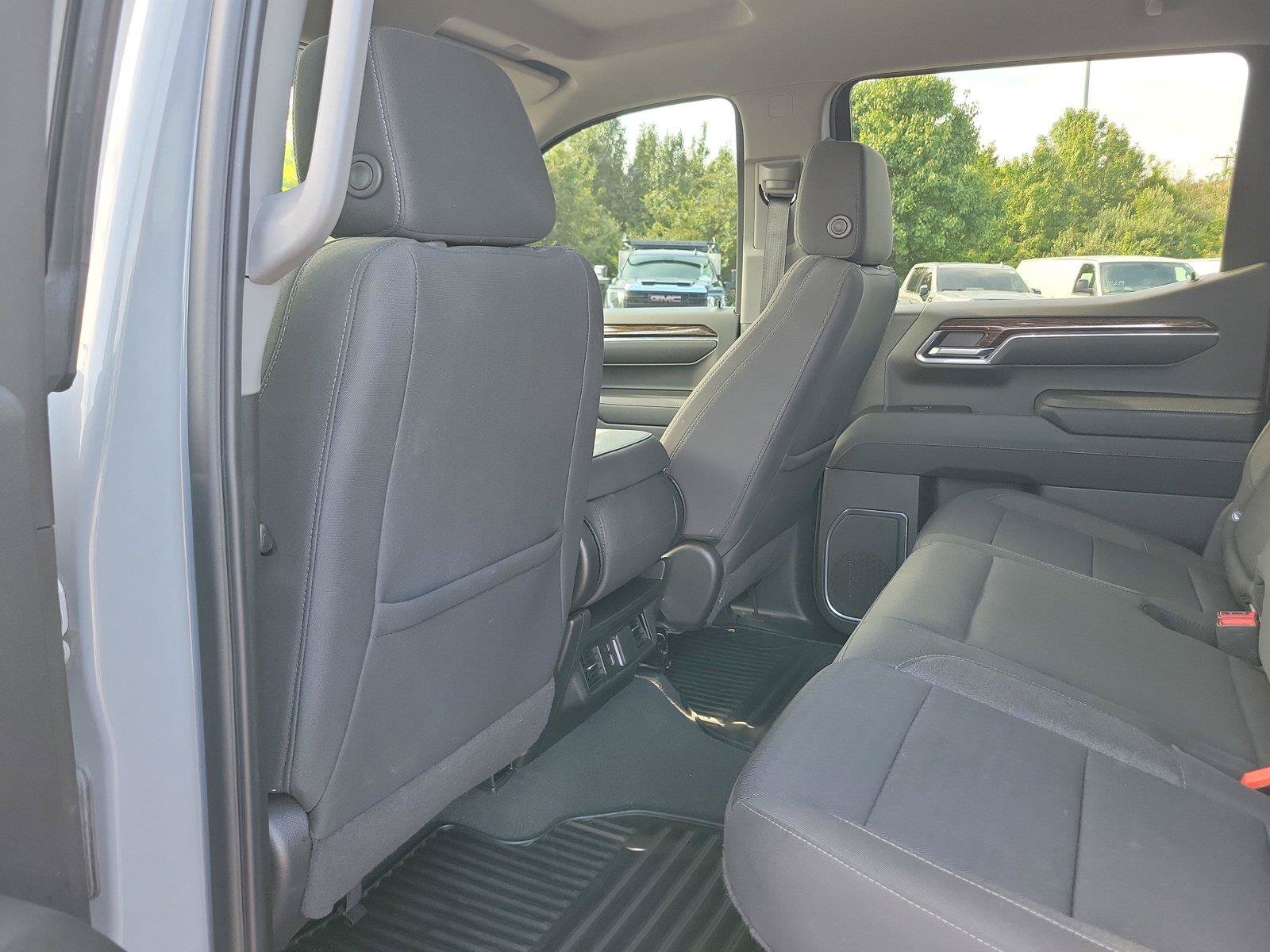 Used 2024 GMC Sierra 1500 Elevation AWD/4WD image 17