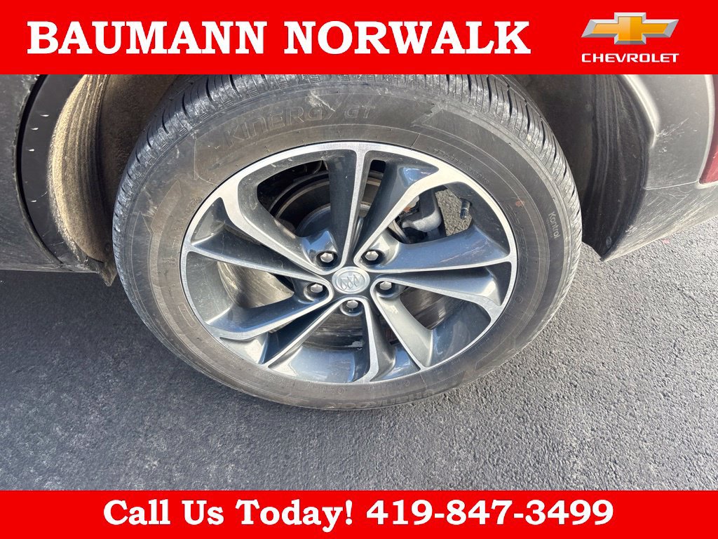 Used 2023 Buick Encore GX Select w/ Safety Package II AWD/4WD image 8