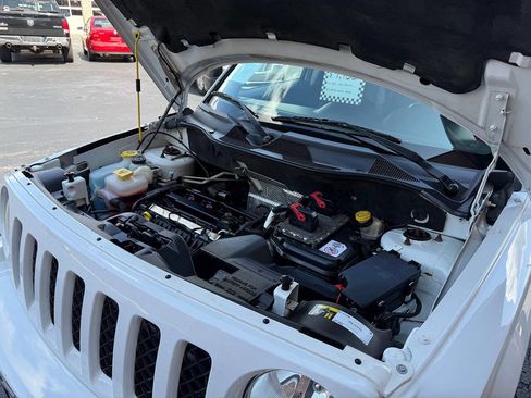 Used 2016 Jeep Patriot High Altitude image 10