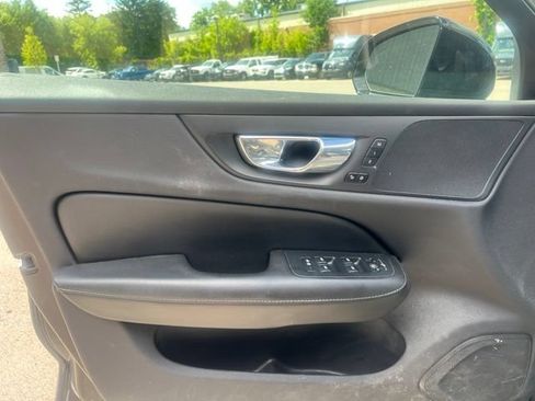 Used 2020 Volvo S60 T5 Momentum w/ Protection Package Premier FWD image 18