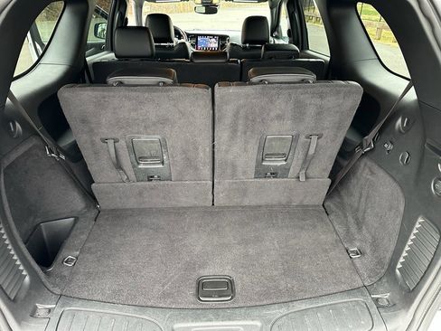 Used 2024 Dodge Durango GT image 28