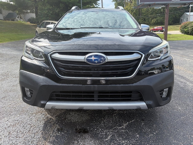 Used 2020 Subaru Outback Touring XT AWD/4WD image 3