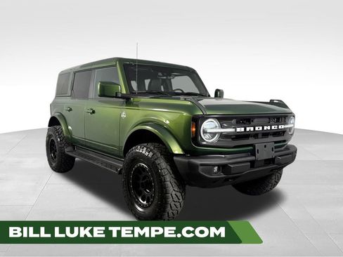 Used 2025 Ford Bronco Outer Banks AWD/4WD image 1