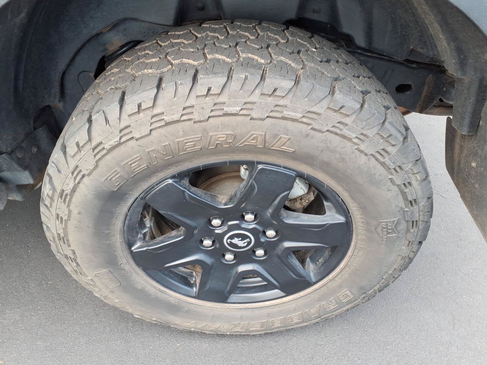 Used 2023 Ford Bronco Black Diamond AWD/4WD image 21