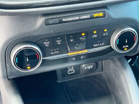 Used 2025 Ford Escape ST-Line w/ Equipment Group 301A FWD image 15