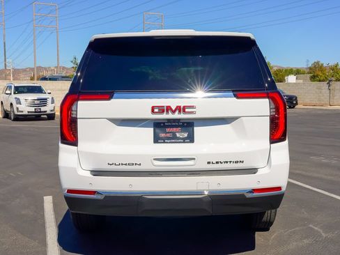 New 2026 GMC Yukon XL Elevation w/ Elevation Premium Package AWD/4WD image 8