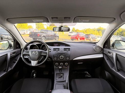 Used 2013 MAZDA MAZDA3 i Touring FWD image 24