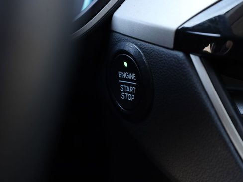 Used 2022 Ford Escape SEL w/ Technology Package image 27