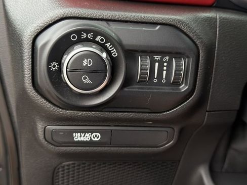 Used 2020 Jeep Gladiator Rubicon image 24