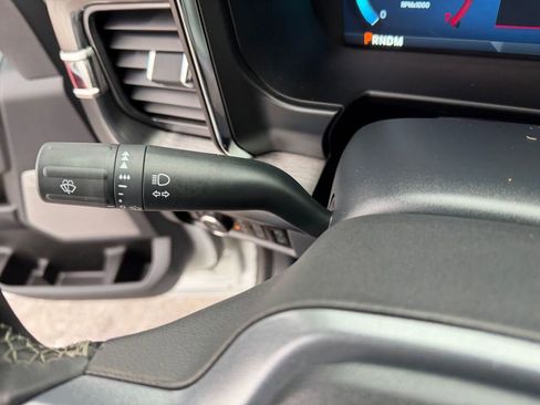 Used 2025 Ford F250 Lariat w/ Chrome Package image 31