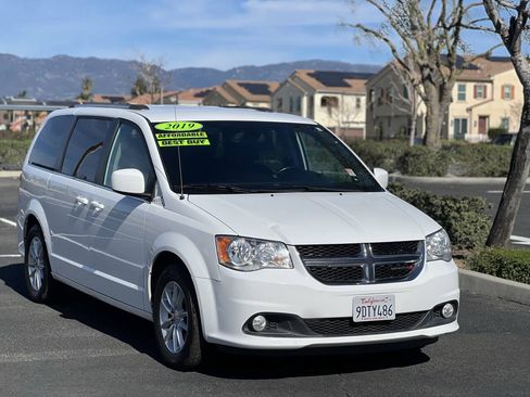 Used 2019 Dodge Grand Caravan SXT FWD image 22