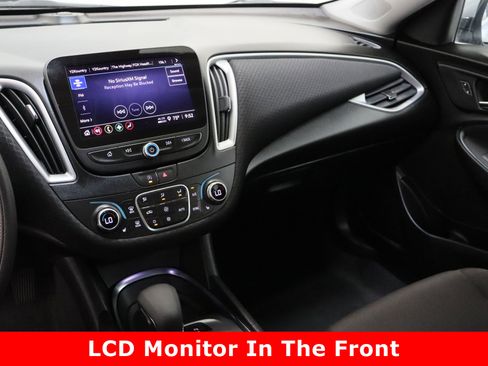 Used 2024 Chevrolet Malibu LT image 16