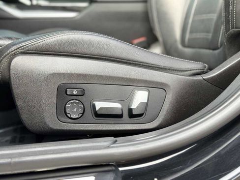 Used 2019 BMW 330i xDrive Sedan AWD/4WD image 18