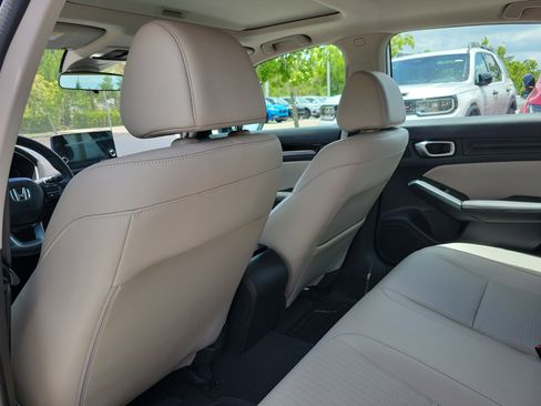 Used 2024 Honda Civic EX-L image 12