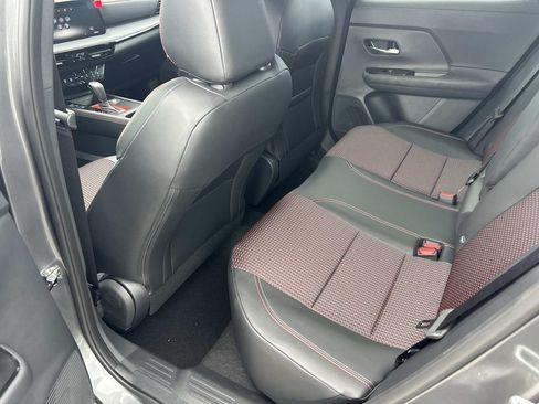 New 2026 Nissan Kicks SR w/ Cold Weather Package AWD/4WD image 18