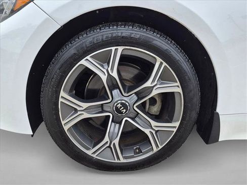 Used 2020 Kia Stinger GT-Line w/ Sun & Sound Package AWD/4WD image 25
