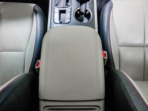 Used 2019 Kia Sedona EX FWD image 27